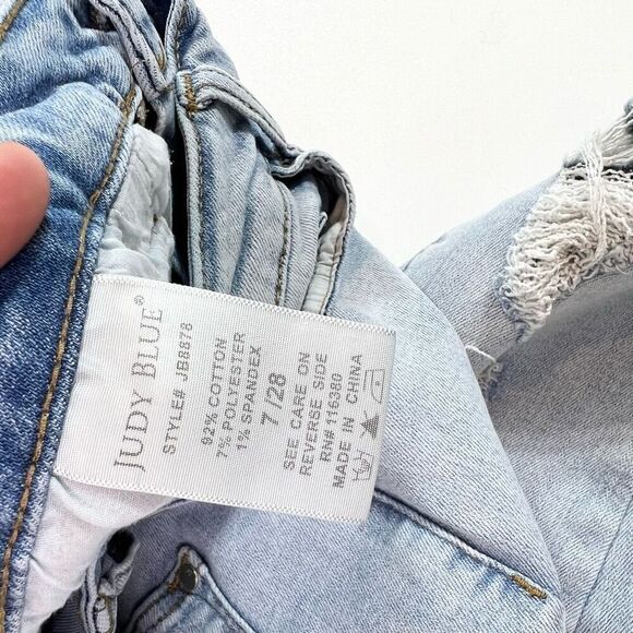 Judy Blue Jeans Womens 28 Light Wash Boyfriend Fit Distressed Pants Denim - Picture 8 of 12